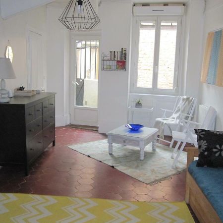 Gite De La Madeleine 80 M2 Турню Екстер'єр фото
