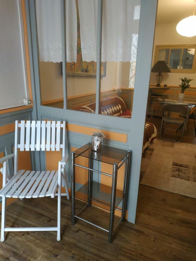 Gite De La Madeleine 80 M2 Турню Екстер'єр фото